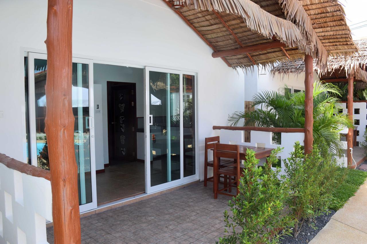 Vivi Bungalows Resort Nai Harn Экстерьер фото