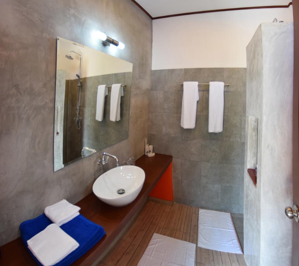 Vivi Bungalows Resort Nai Harn Экстерьер фото